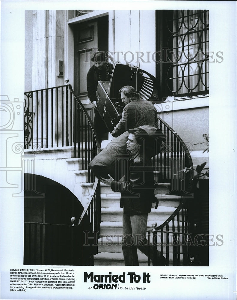 1991 Press Photo Ron Silver, Robert Sean Leonard &quot;Married To It&quot;- Historic Images