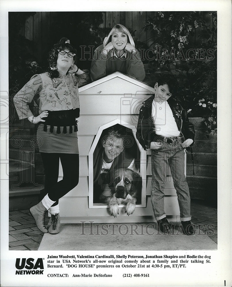 1990 Press Photo J. Woolvett, V. Cardinalli, S. Peterson, J. Shapiro &quot;Dog House&quot;- Historic Images