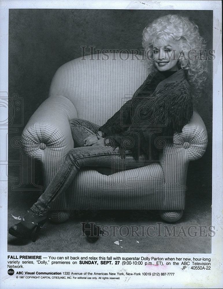 1987 Press Photo Country Singer Dolly Parton in ABC-TV &quot;Dolly&quot;.- Historic Images