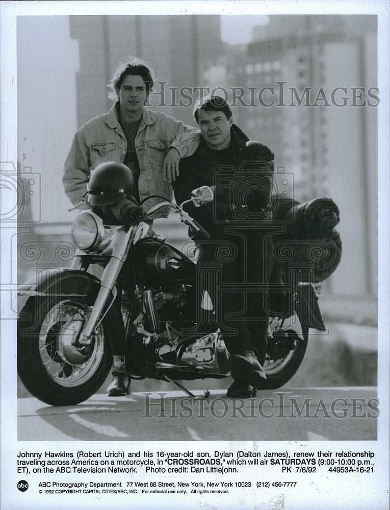 1992 Press Photo Robert Urich, Dalton James &quot;Crossroads&quot;- Historic Images