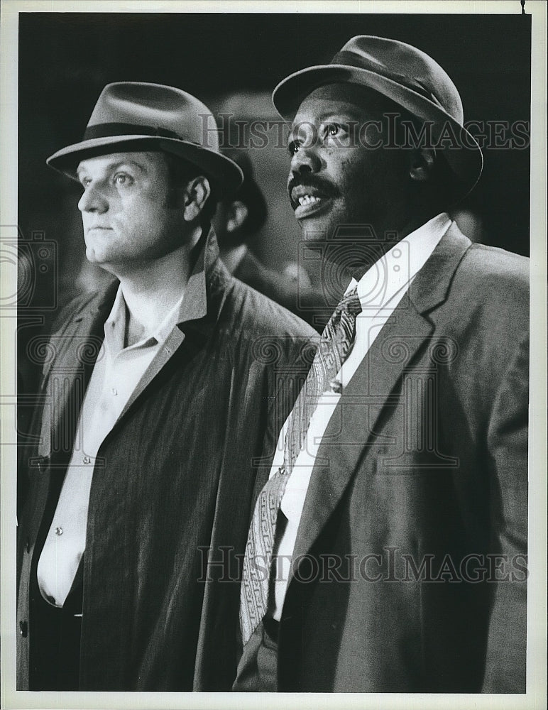 1986 Press Photo Bill Smitrovich, Paul Butler &quot;Crime Story&quot;- Historic Images