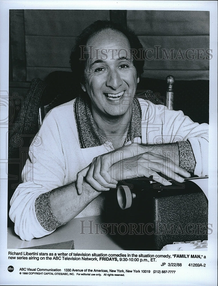 1988 Press Photo &quot;Family Man&quot; starring Richard Libertini- Historic Images