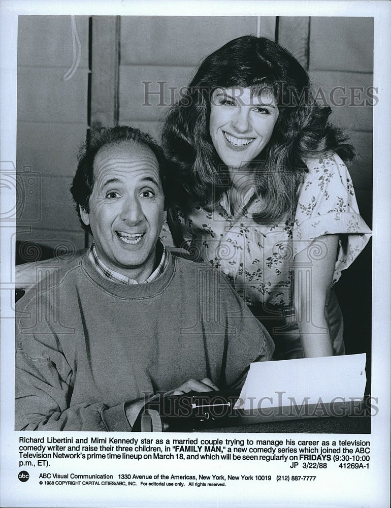 1988 Press Photo &quot;Family Man&quot; starring Richard Libertini,Mimi Kennedy- Historic Images