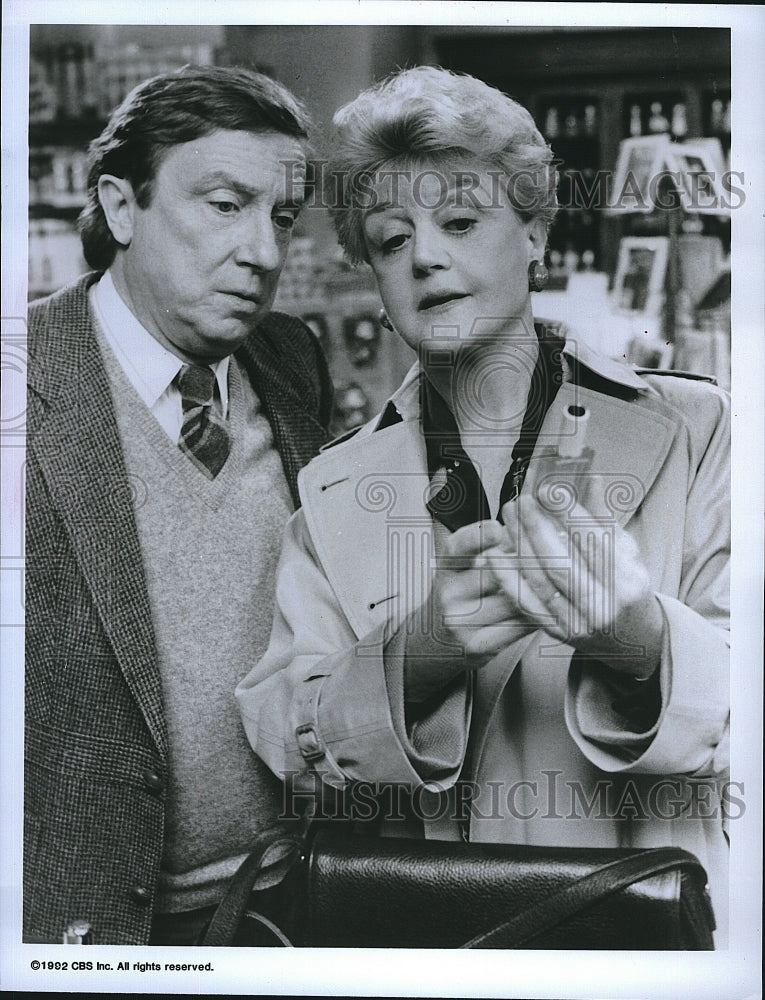 1992 Press Photo Actress Angela Lansbury &amp; George Hearn in &quot;Murder She Wrote&quot;- Historic Images