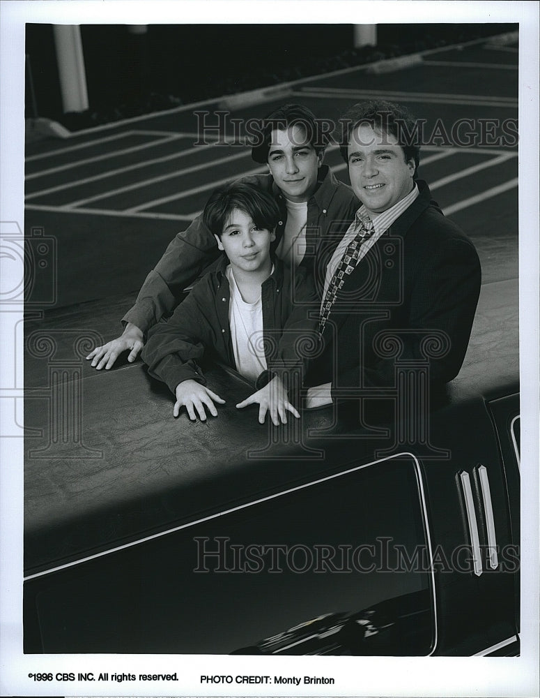 1996 Press Photo Actor Francis Capra &amp; Cast of &quot;My Guys&quot;- Historic Images