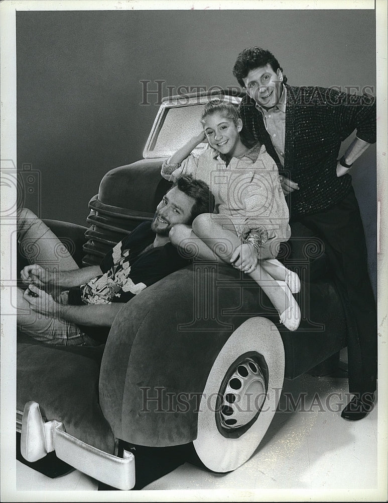 1987 Press Photo Evigan, Reiser, &amp; Keanan in Scene from &quot;My Two Dads&quot; on NBC- Historic Images