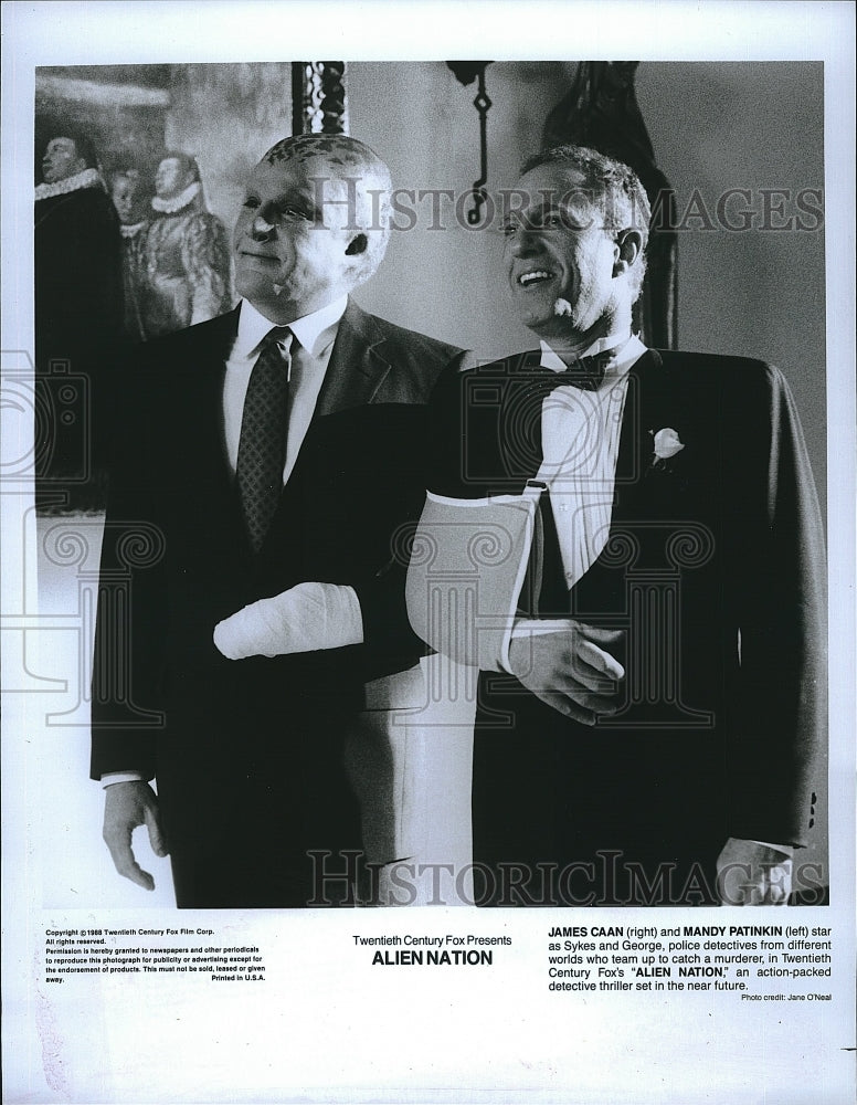 1988 Press Photo Actor James Caan and Mandy Patinkin in &quot;Alien Nation&quot;- Historic Images