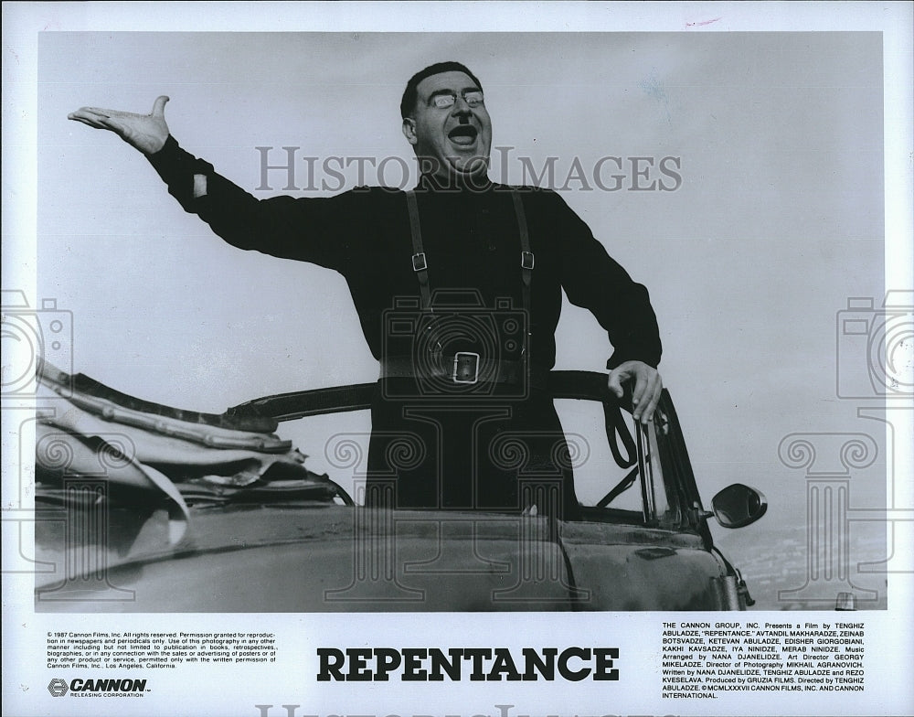 1987 Press Photo Scene From Movie &quot;Repentance&quot;- Historic Images