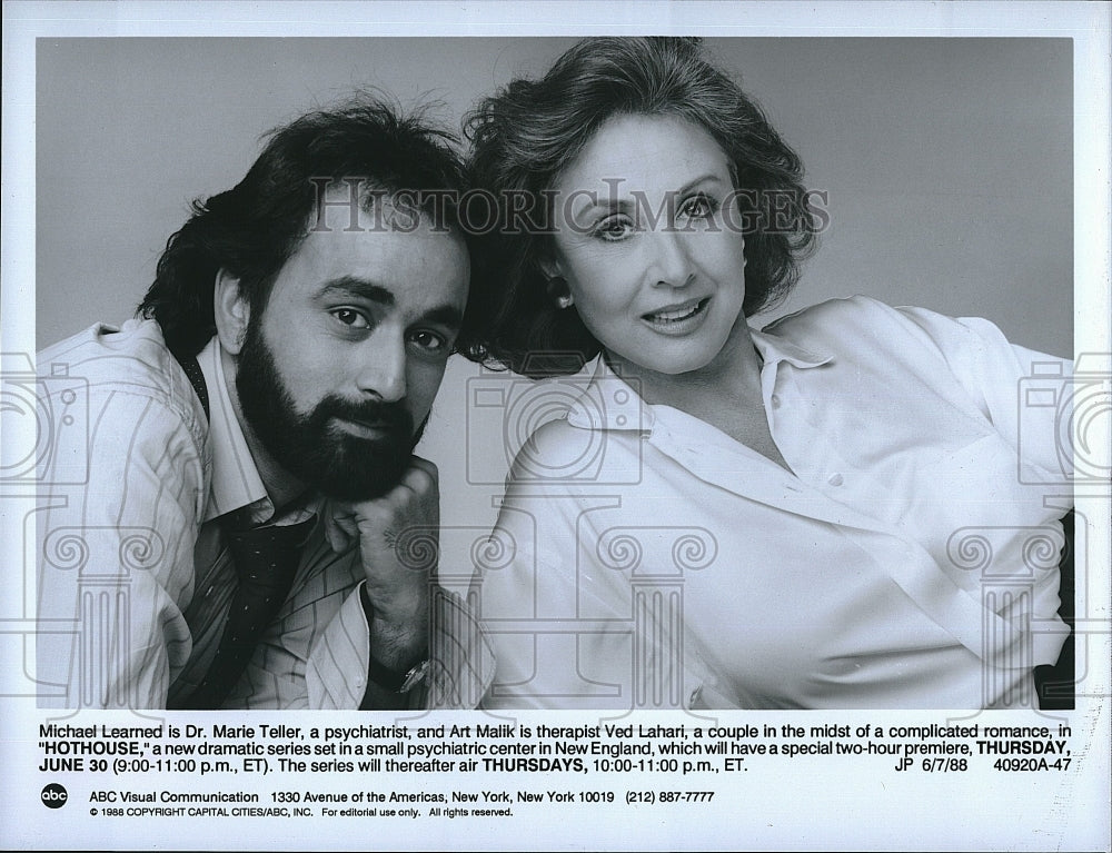 1988 Press Photo Actress Michael Learned &amp; Art Malik in &quot;Hothouse&quot;- Historic Images