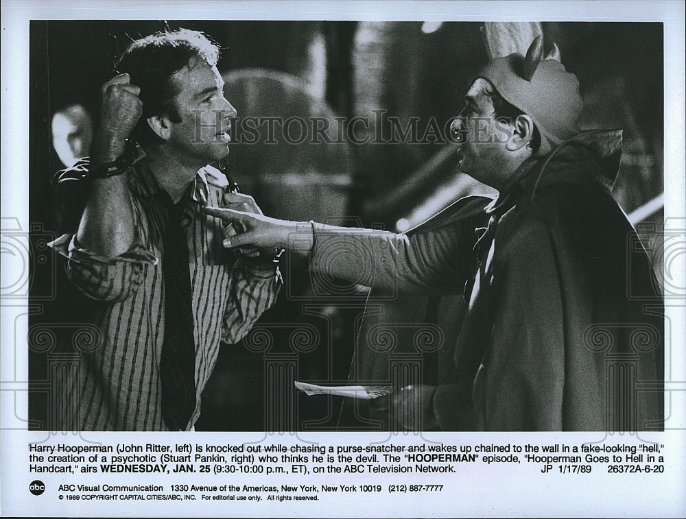 1989 Press Photo Actor, Comedian John Ritter, Stuart Pankin In Hooperman- Historic Images