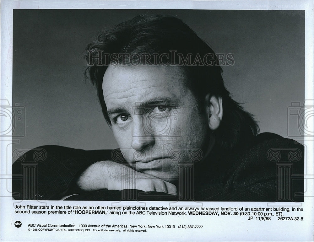 1988 Press Photo John Ritter in &quot;Hooperman&quot;- Historic Images