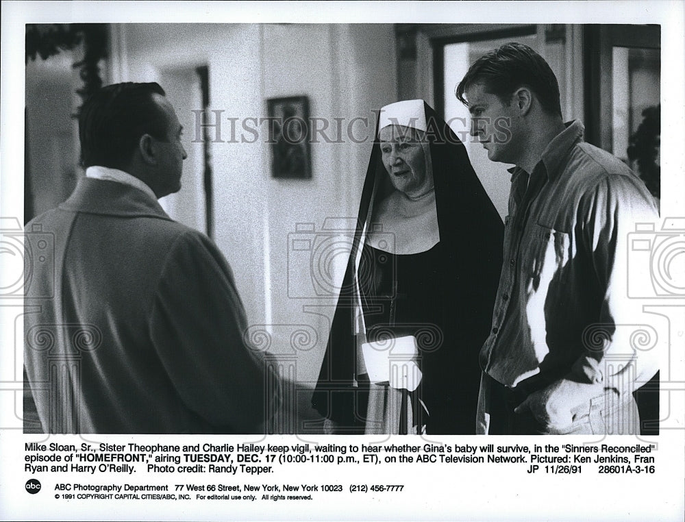 1991 Press Photo Mike Sloan, Sr., Sister Theophane,Charlie Hailey in &quot;Homefront&quot;- Historic Images