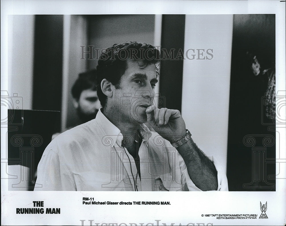 1987 Press Photo Director Paul Michael Glaser of &quot;The Running Man&quot;- Historic Images