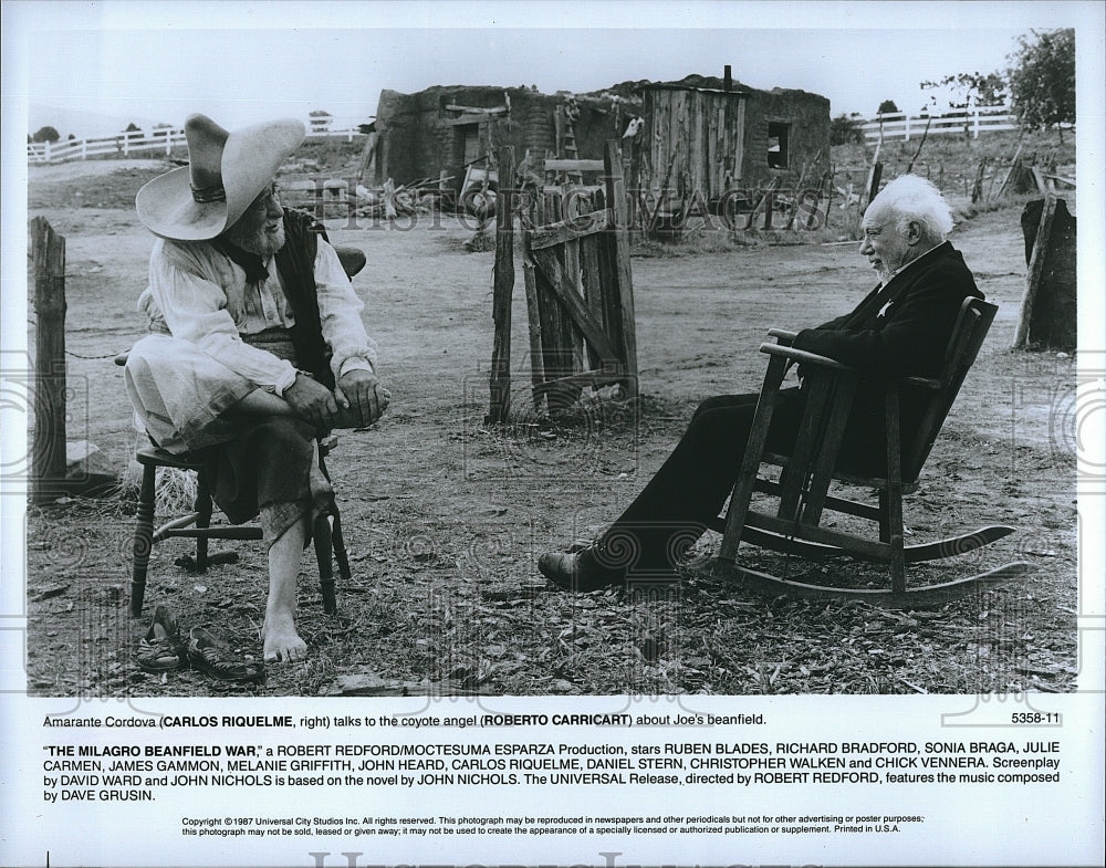 1987 Press Photo Carlos Riquelme, Roberto Carricart, &quot;The Milagro Beanfield War&quot;- Historic Images