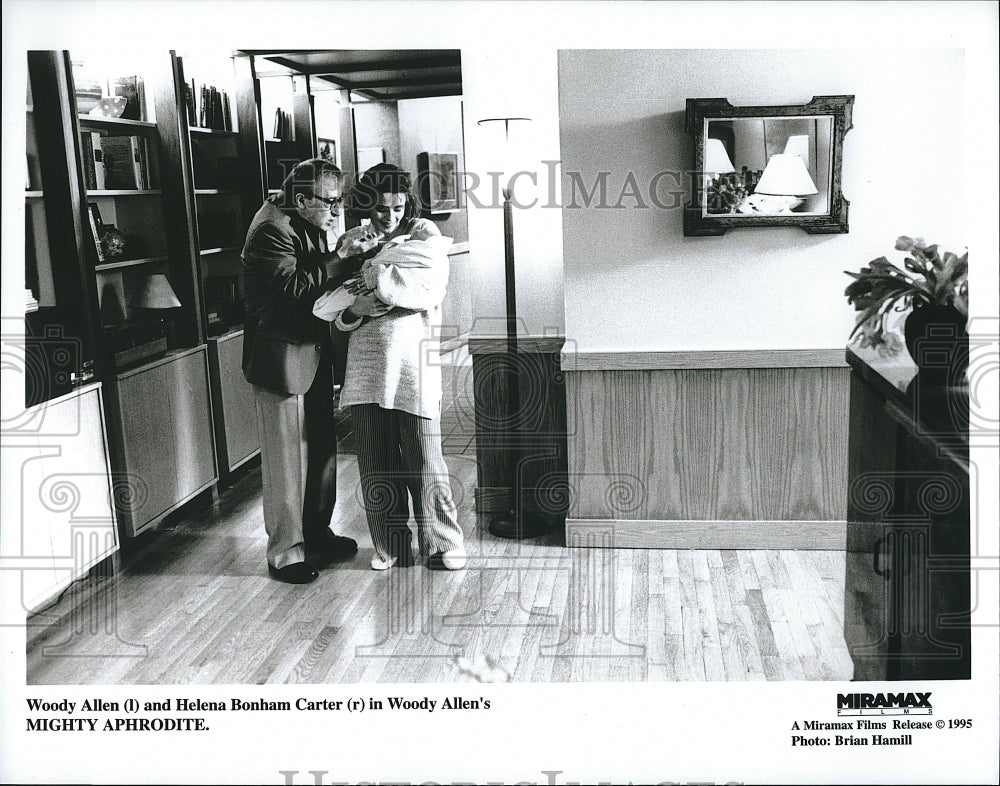 1995 Press Photo Woody Allen and Helena Bonham Carter in "Mighty Aphrodite"