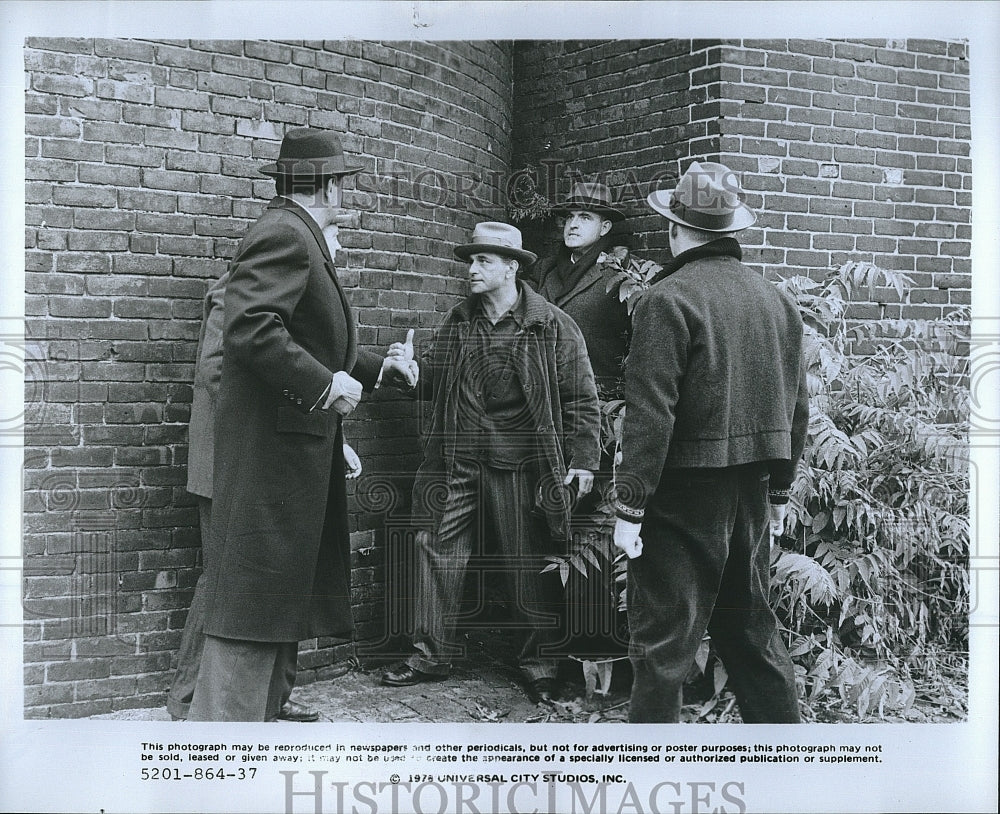 1979 Press Photo Peter Falk in &quot;The Brinks Job&quot;- Historic Images