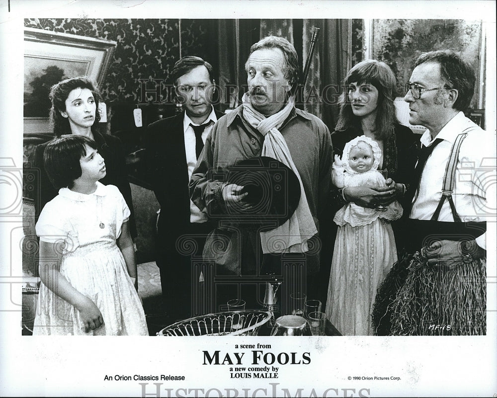 1990 Press Photo Cast 1990 French Film  "May Fools" by Louis Malle.- Historic Images