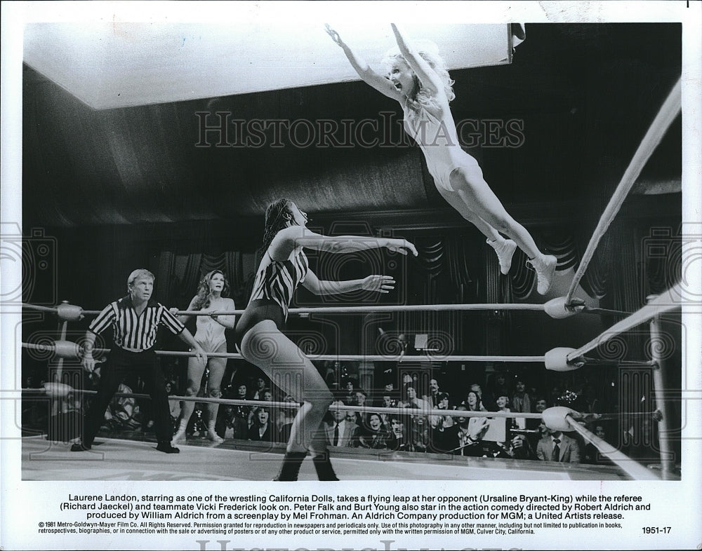 1981 Press Photo Laurene Landon and Ursaline Bryant-King in &quot;All the Marbles&quot;- Historic Images