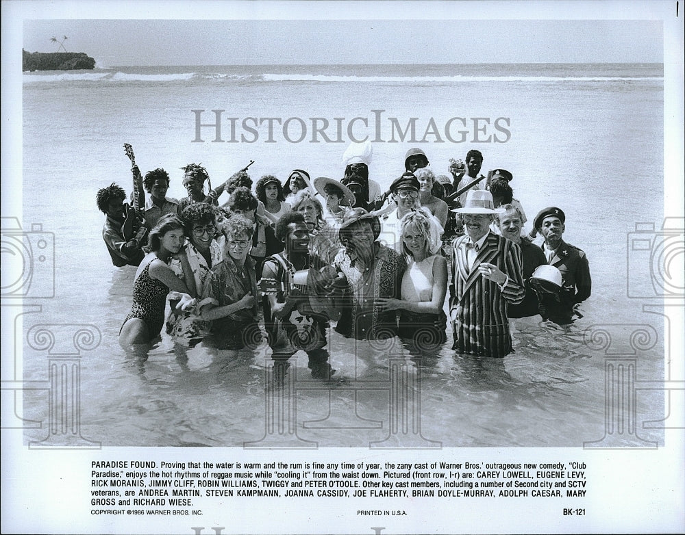 1986 Press Photo Actor Rick Moranis &amp; Jimmy Cliff In &quot;Paradise Lost&quot;- Historic Images