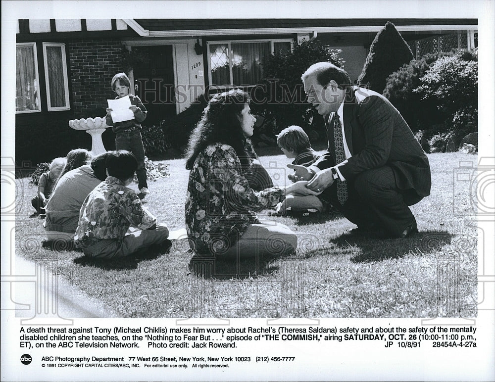 1991 Press Photo Actor Michael Chiklis &amp; Thesesa Saldana of &quot;The Commish&quot;- Historic Images