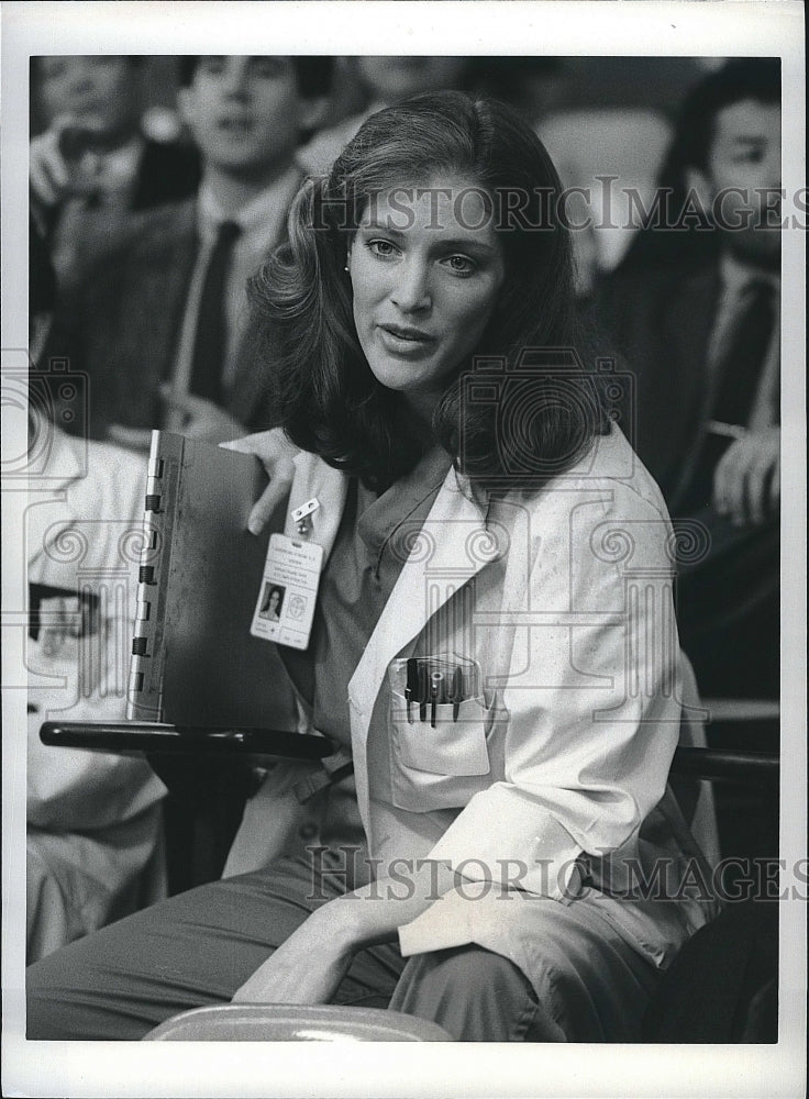 1986 Press Photo Patricia Kalember Stars In &quot;Kay O&#39;Brien&quot;- Historic Images