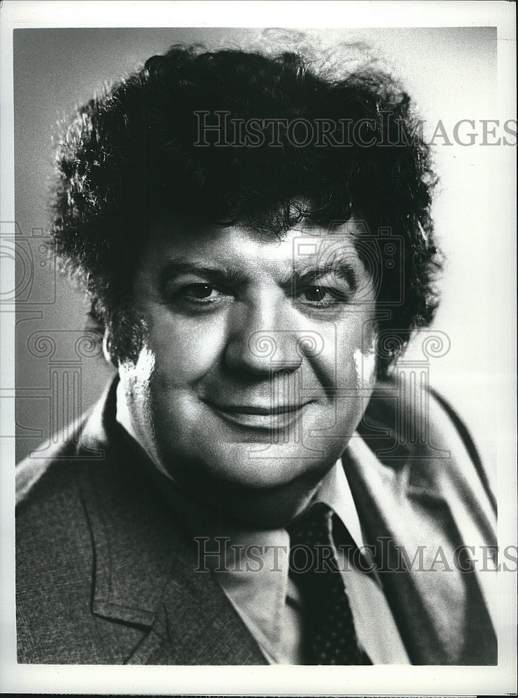 1976 Press Photo George Savalas Detective on Kojak- Historic Images