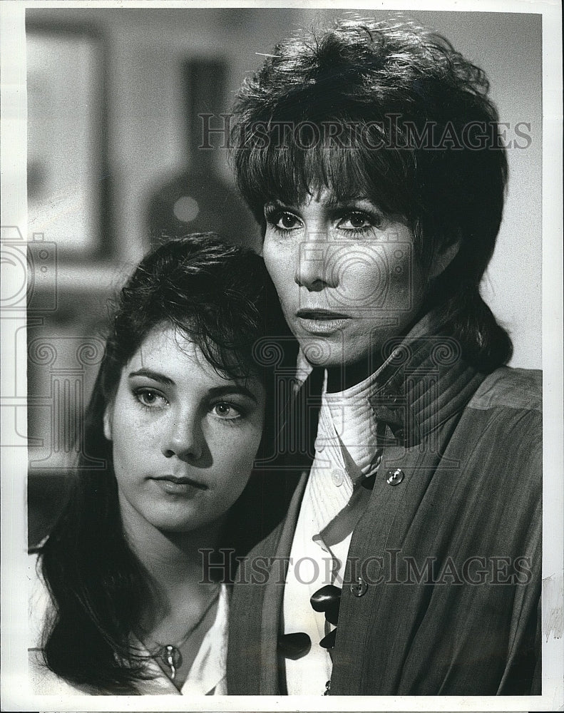 1987 Press Photo Knots Landing Tonya Crowe Michele Lee- Historic Images