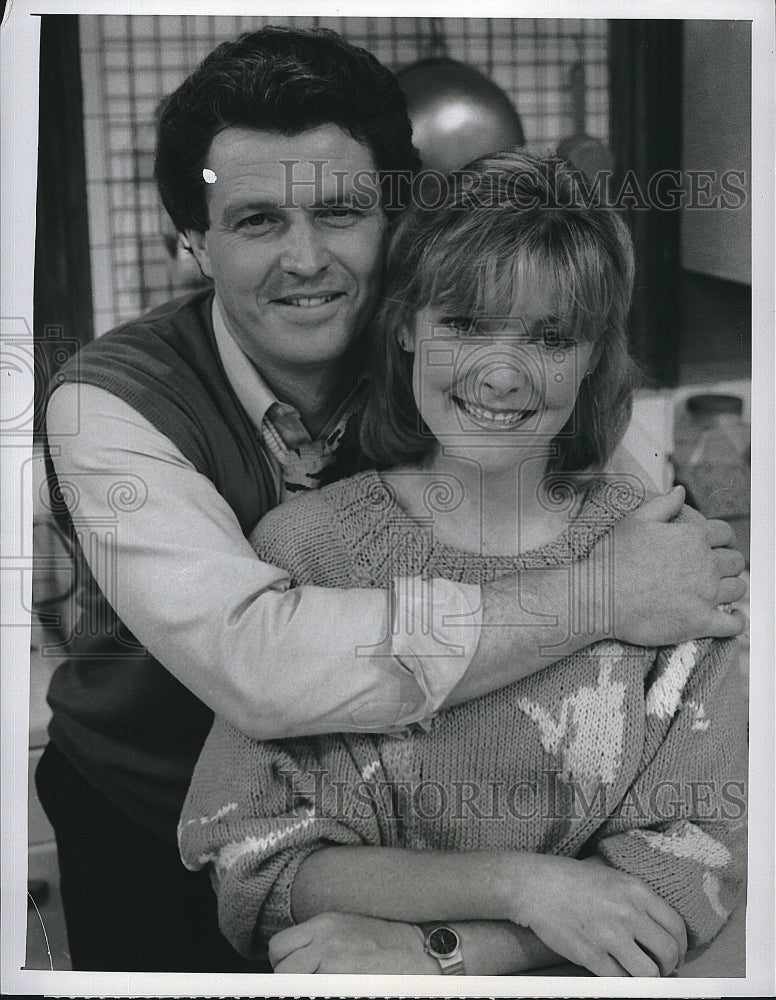 1987 Press Photo &quot;Kate &amp; Allie&quot; Sam Freed &amp; Jane Curtain- Historic Images