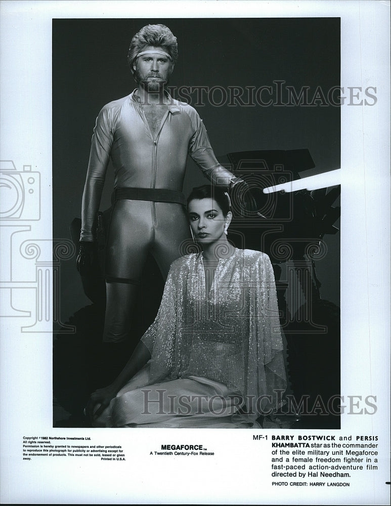 1982 Press Photo Barry Bostwick &amp; Persis Khambatta Star In &quot;Megaforce&quot;- Historic Images