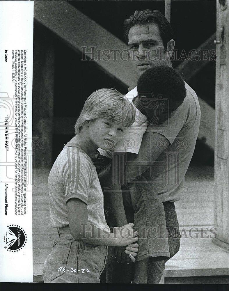 1984 Press Photo Tommy Lee Jones American Actor Stars In River Rat Movie Film- Historic Images