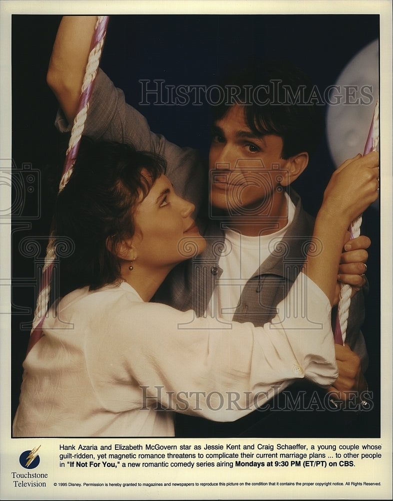 1995 Press Photo Hank Azaria and Elizabeth McGovern in &quot;If not for You&quot;. - Historic Images