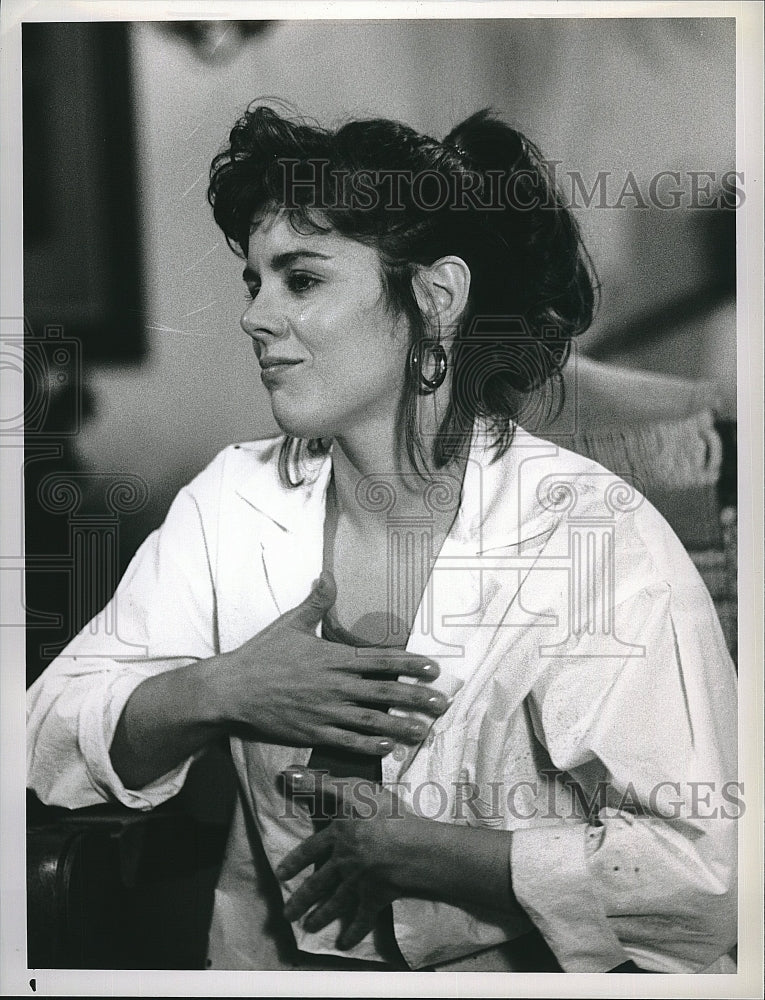 1988 Press Photo Mary Vreeland Actress in &quot;Hunter&quot;- Historic Images