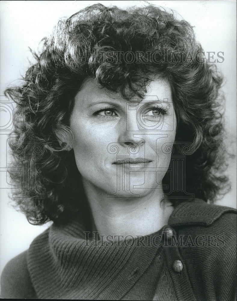 Press Photo Robyn Douglass is Lt. Joanne Beaumont on drama &quot;Houston Knights&quot;- Historic Images