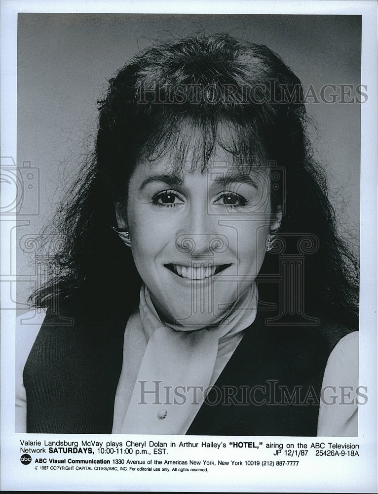 1987 Press Photo Valarie Landsburg McVay stars in &quot;Hotel&quot;- Historic Images