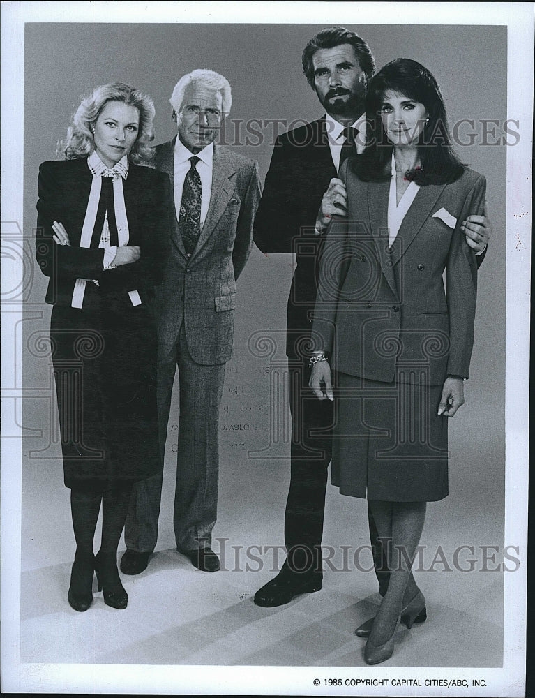 1986 Press Photo Michelle Phillips Efrem Zimbalist Jr. James Brolin in &quot;Hotel&quot;- Historic Images