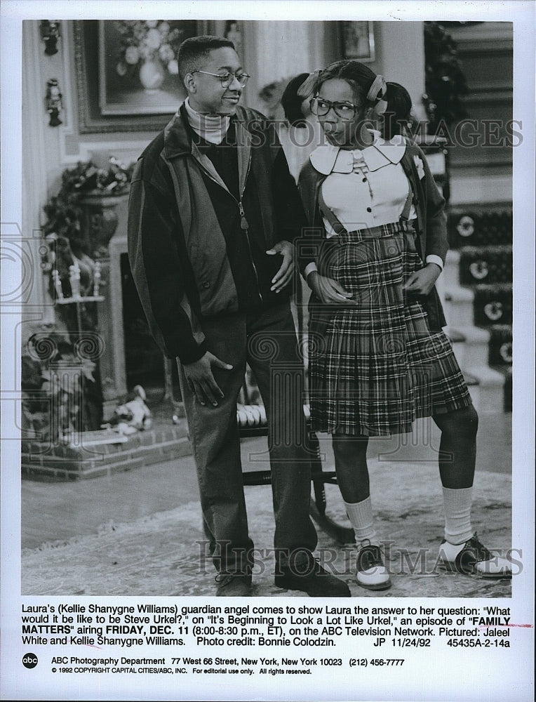 1992 Press Photo Jaleel White &amp; Kellie S. Williams from an episode of - Historic Images