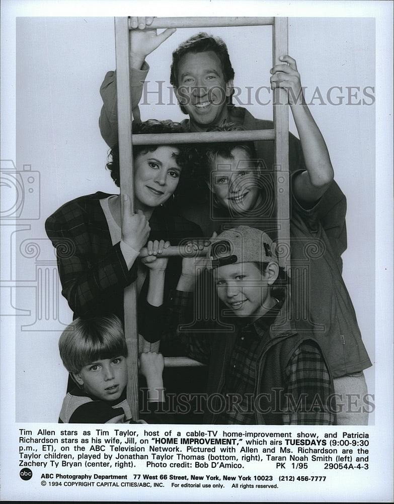 1994 Press Photo &quot;Home Improvement&quot; Stars Tim Allen &amp; Patricia Richardson- Historic Images