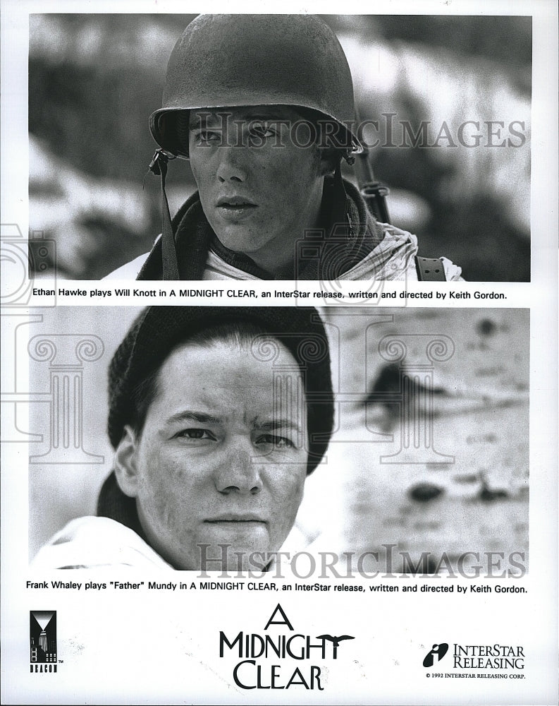 1992 Press Photo Ethan Hawke and Frank Whaley in &quot;A Midnight Clear&quot;- Historic Images