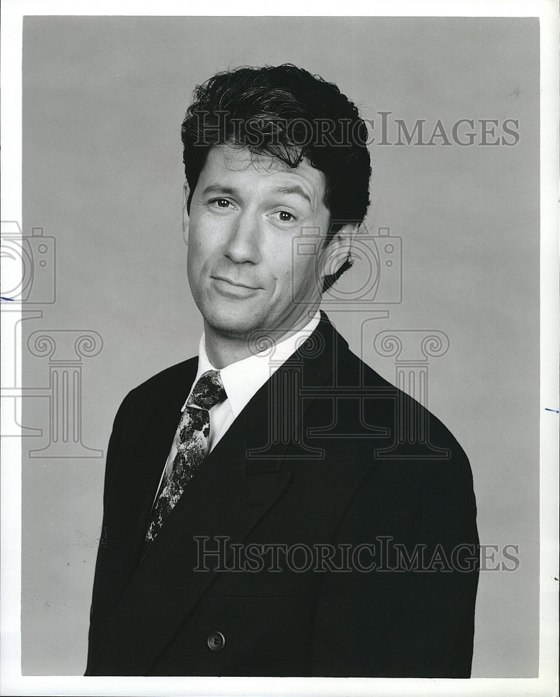 1996 Press Photo Charles Shaugnessy Stars In &quot;The Nanny&quot;- Historic Images