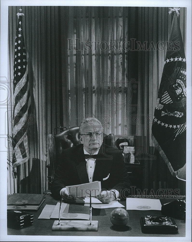 1987 Press Photo actor George C. Scott starring TV series &quot;Mr. President&quot;- Historic Images