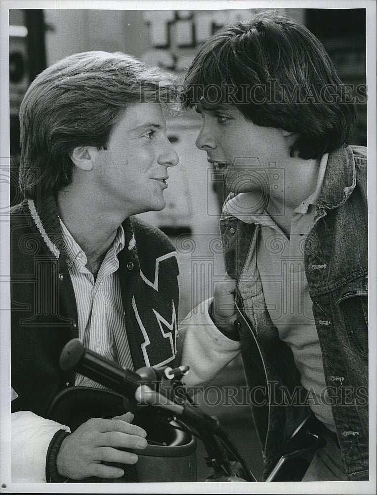 1981 Press Photo Jonathan Prince and Clark Brandon of TV series &quot;Mr. Merlin&quot;- Historic Images