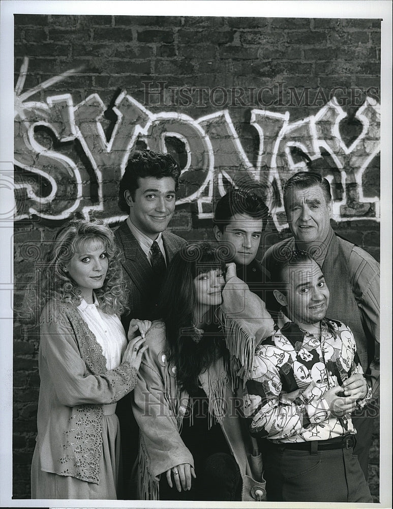 1990 Press Photo Valerie Bertinelli and cast of show &quot;Sydney&quot;- Historic Images