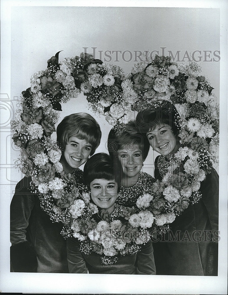 1970 Press Photo JimmyDurante Presents The Lennon Sisters Hour- Historic Images