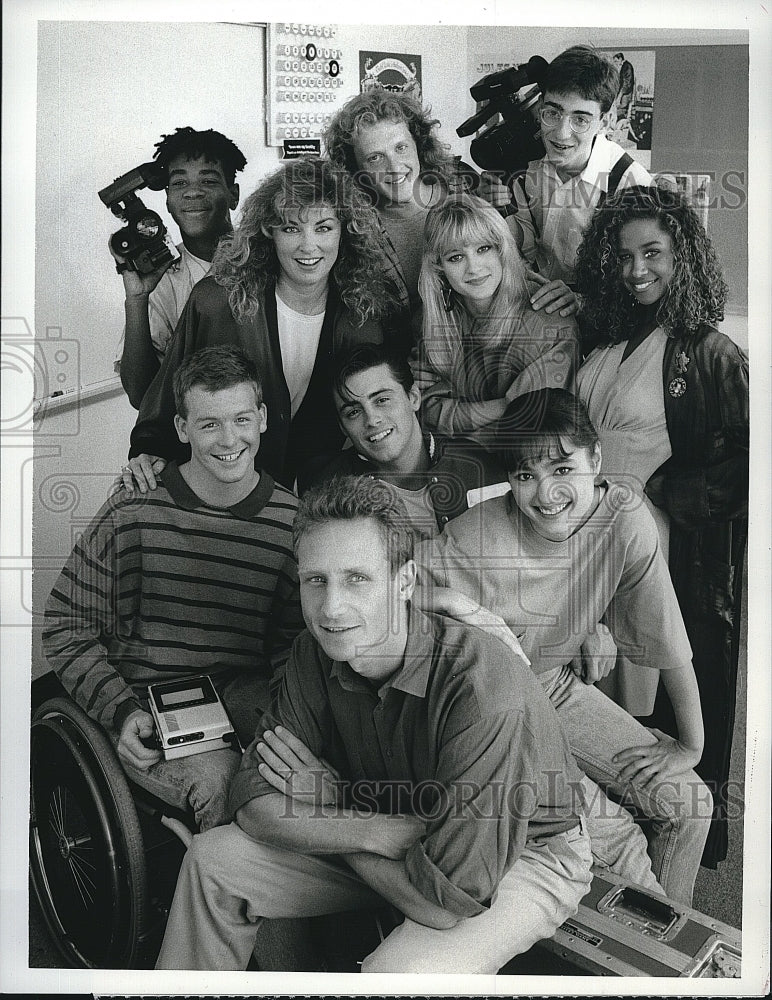 1988 Press Photo &quot;TV 101&quot; Matt LeBlanc,Robards,Thayer,Goddard,Ward,Desert- Historic Images