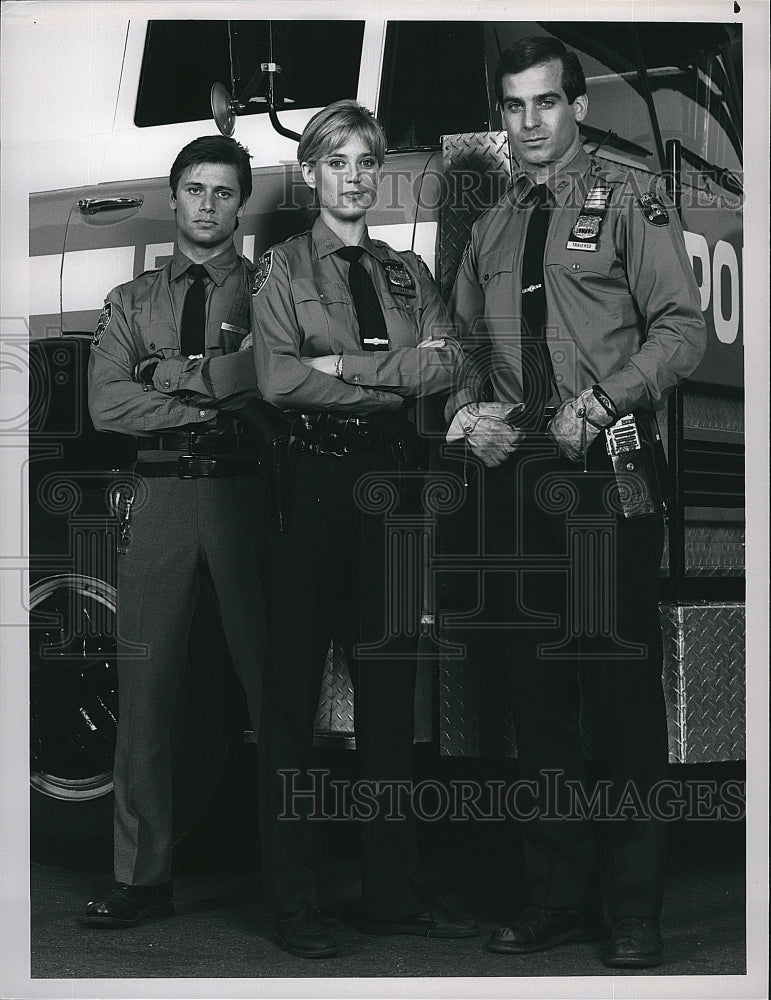 1989 Press Photo Show Walker &amp; Bolger Star In &quot;True Blue&quot;- Historic Images