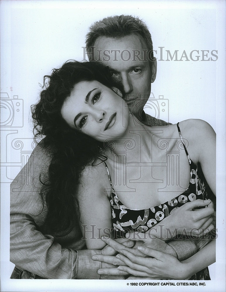 1992 Press Photo Emma Samms Tony General Hospital TV show- Historic Images