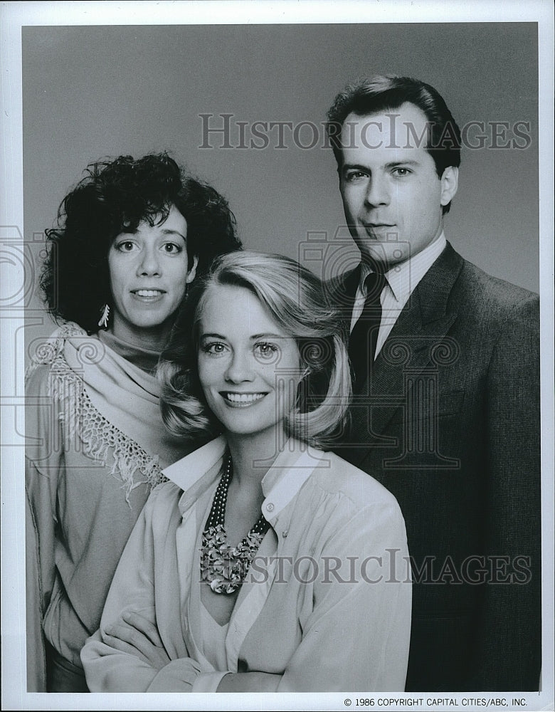 1986 Press Photo Bruce Willis, Cybill Shepherd &quot;Moonlighting&quot;- Historic Images