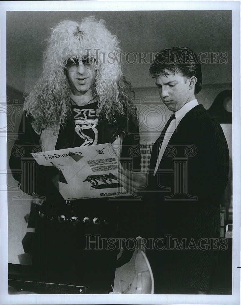 1987 Press Photo Dee Snyder &amp; Jonathan Ward On &quot;New Adventures Of Beans Baxter&quot;- Historic Images