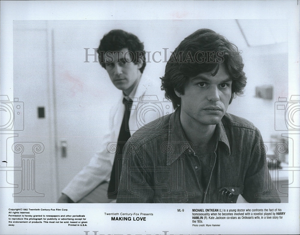 1982 Press Photo M. Ontkean, Harry Hamlin "Making Love"- Historic Images