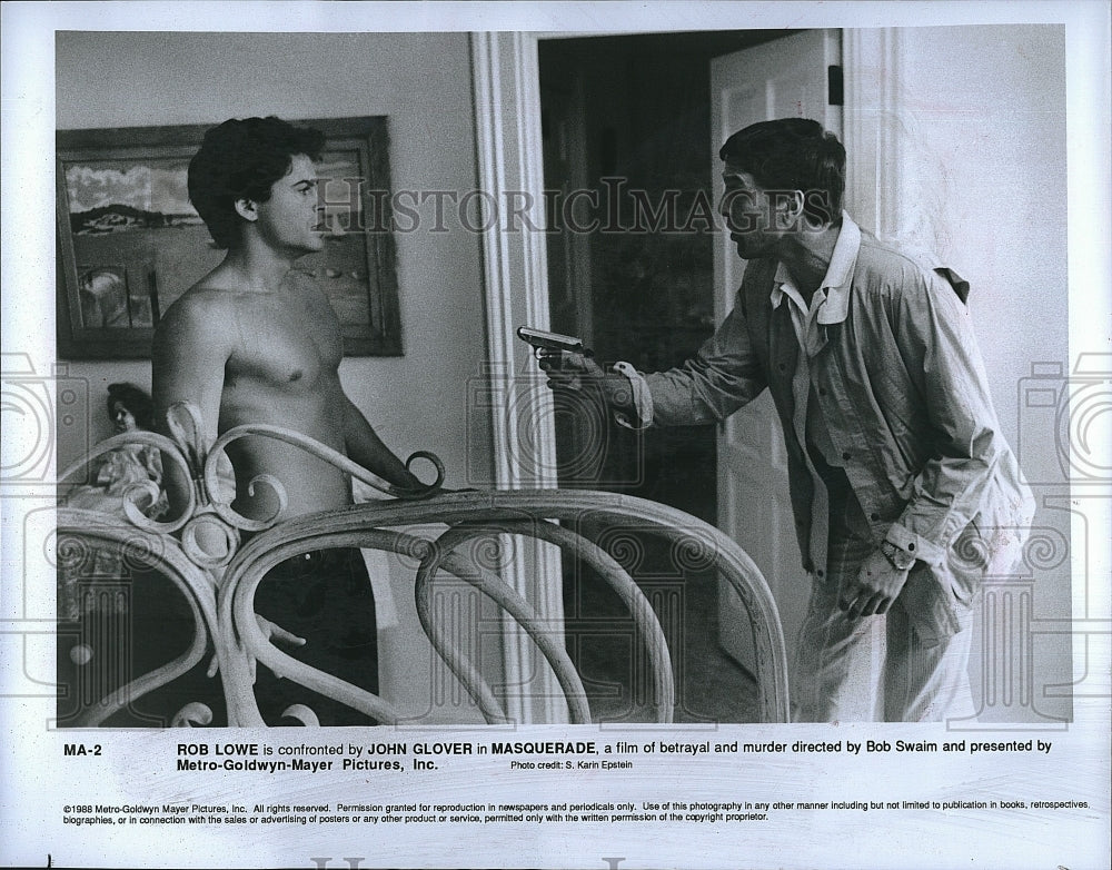 1988 Press Photo Rob Lowe &amp; john Glover Star In &quot;Masquerade&quot;- Historic Images